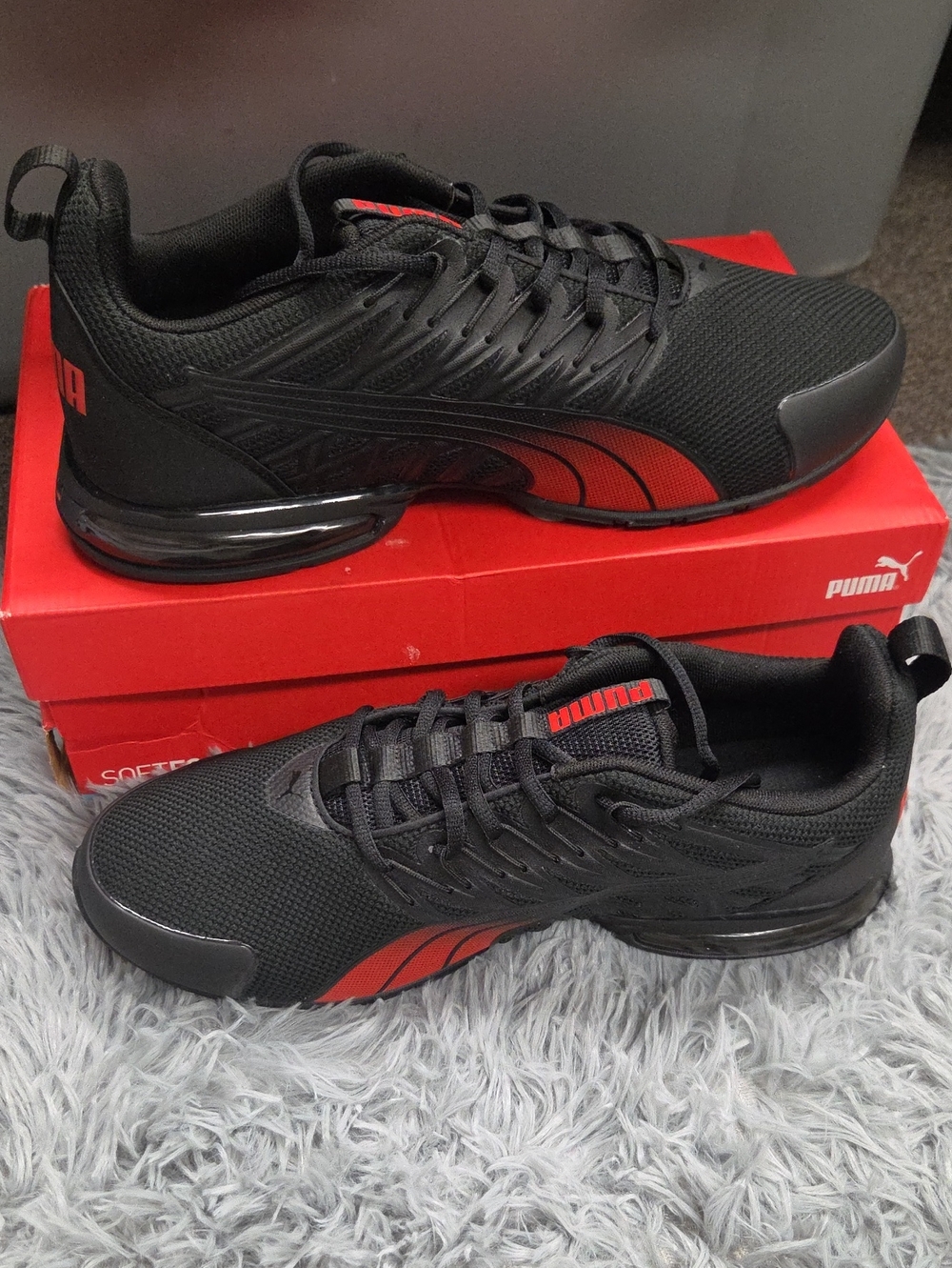 Puma Men's Black & Red  Sneakers. PUMA Voltaic EVO Wide . 11M